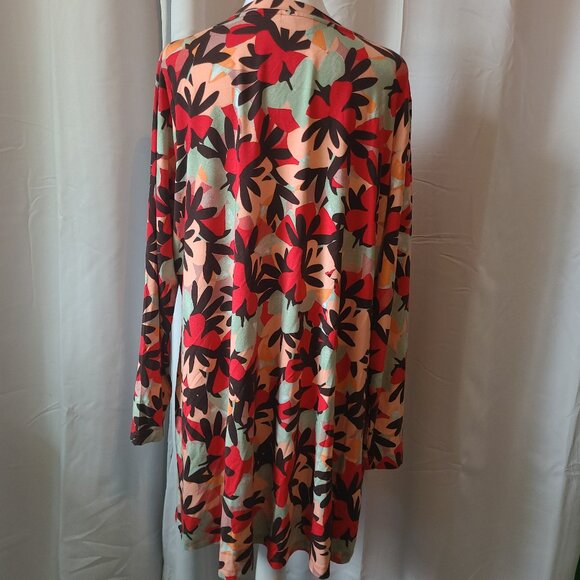 Woman's LOGO Lori Goldstein top - 1X - Hannah style - Picture 6 of 10